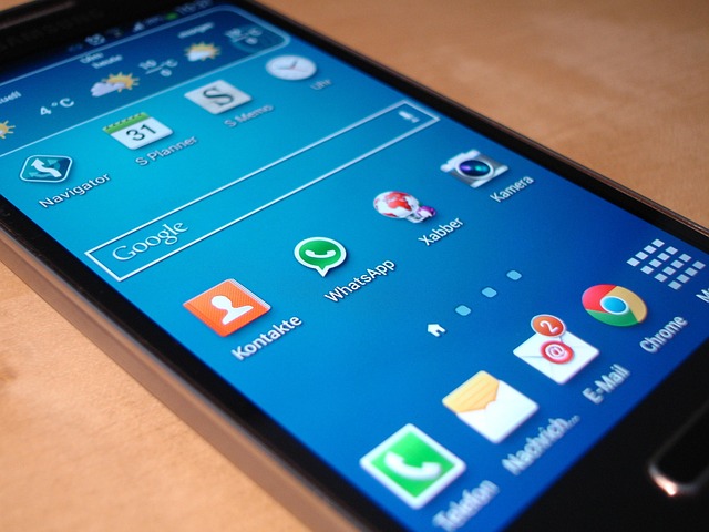 whatsapp web