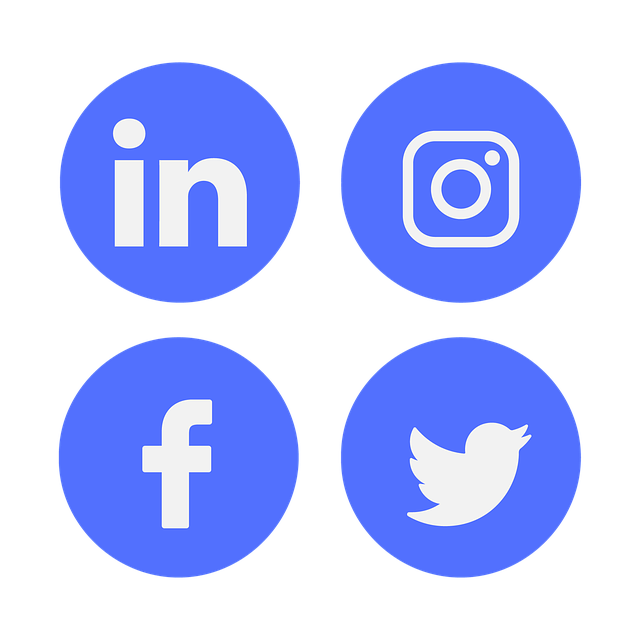facebook-640x480-80452213.png