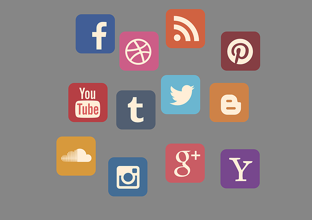 facebook-640x480-84972979.png