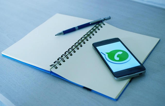 whatsapp web